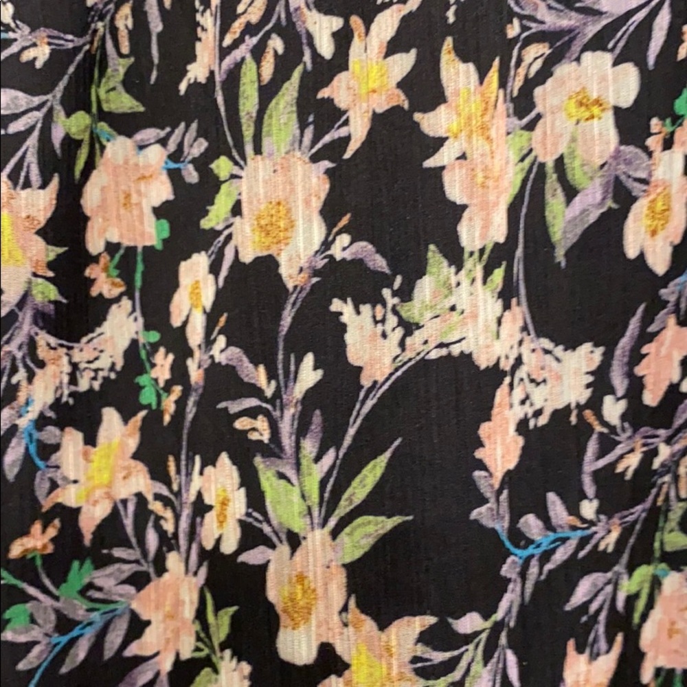 Navy Floral Print Ruffle Bouse - Picture 3 of 8